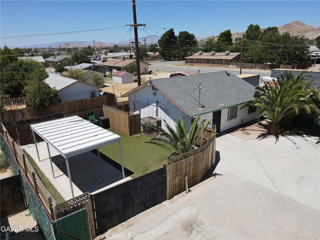 main property photo 7