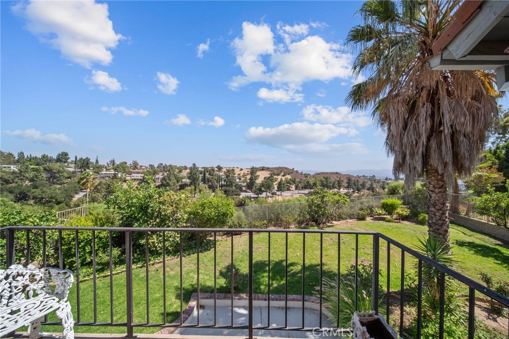 main property photo 51