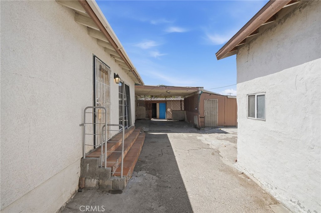 main property photo 46