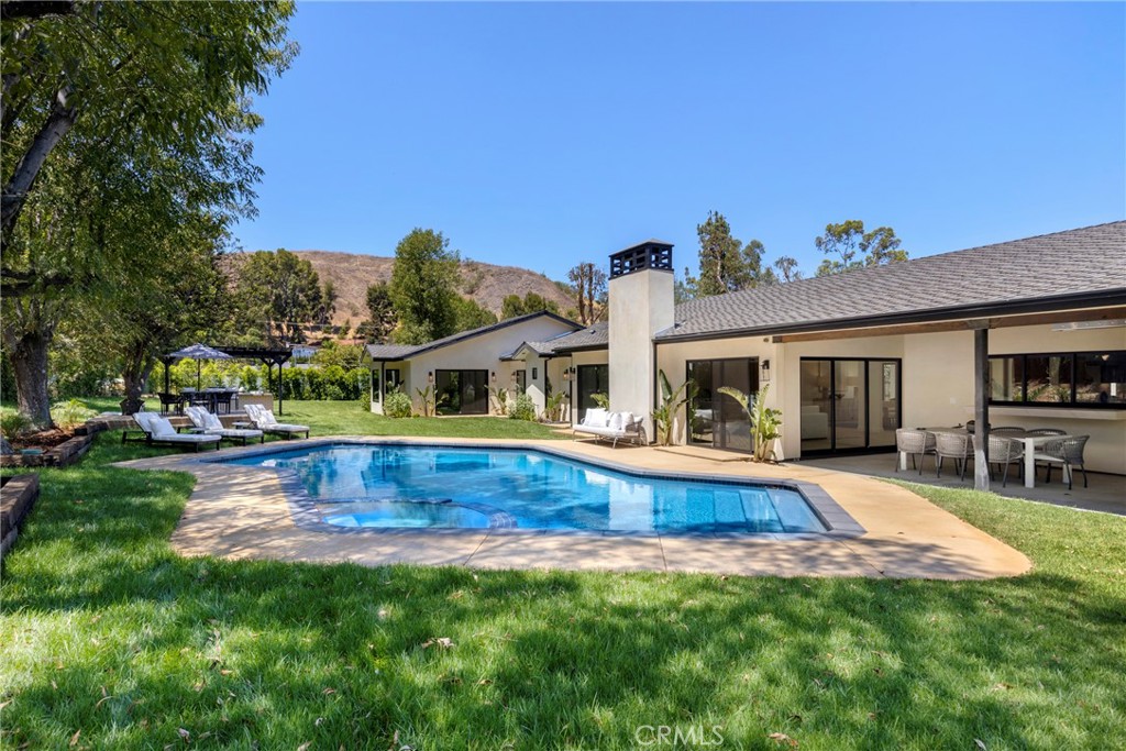 main property photo 38