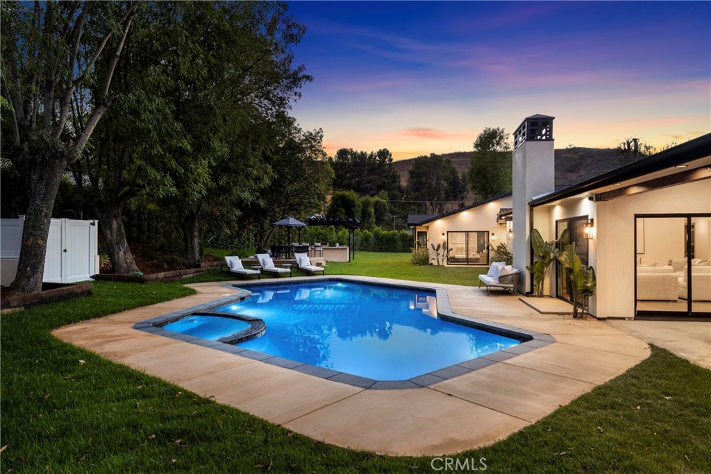 main property photo 47