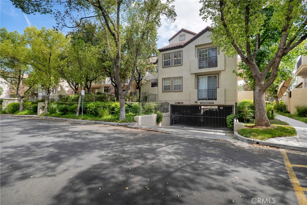 main property photo 25