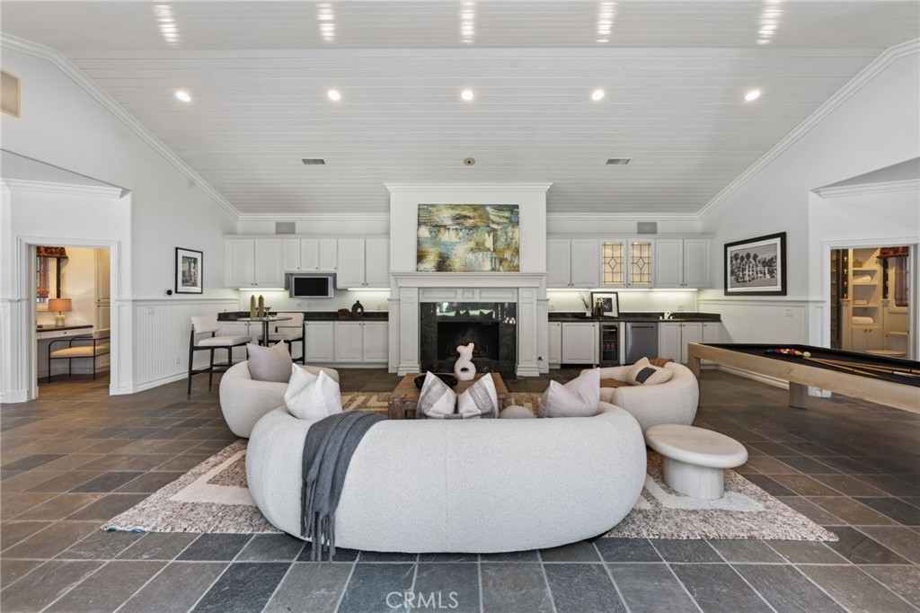 main property photo 64