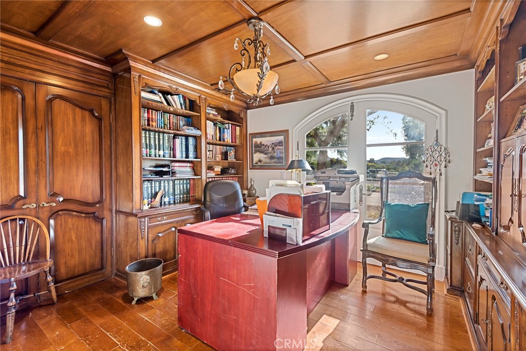 main property photo 15