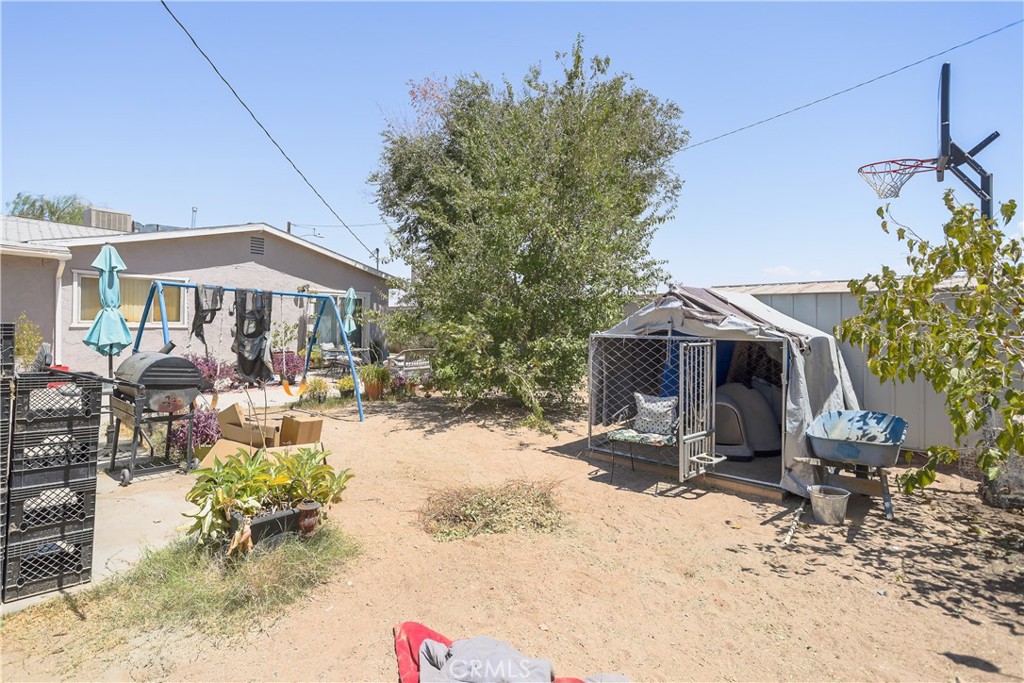 main property photo 30