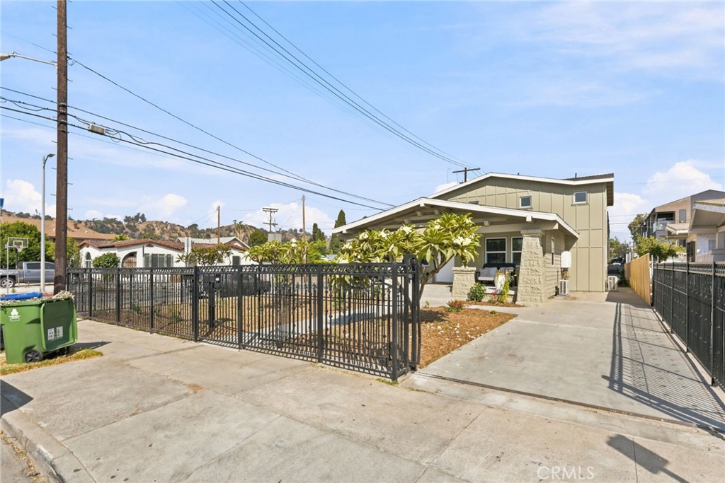 main property photo 58