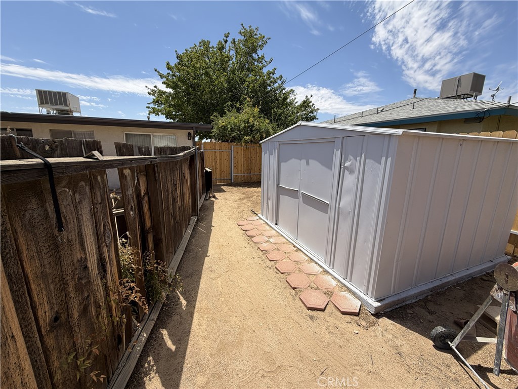 main property photo 24