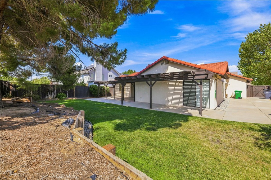 main property photo 26