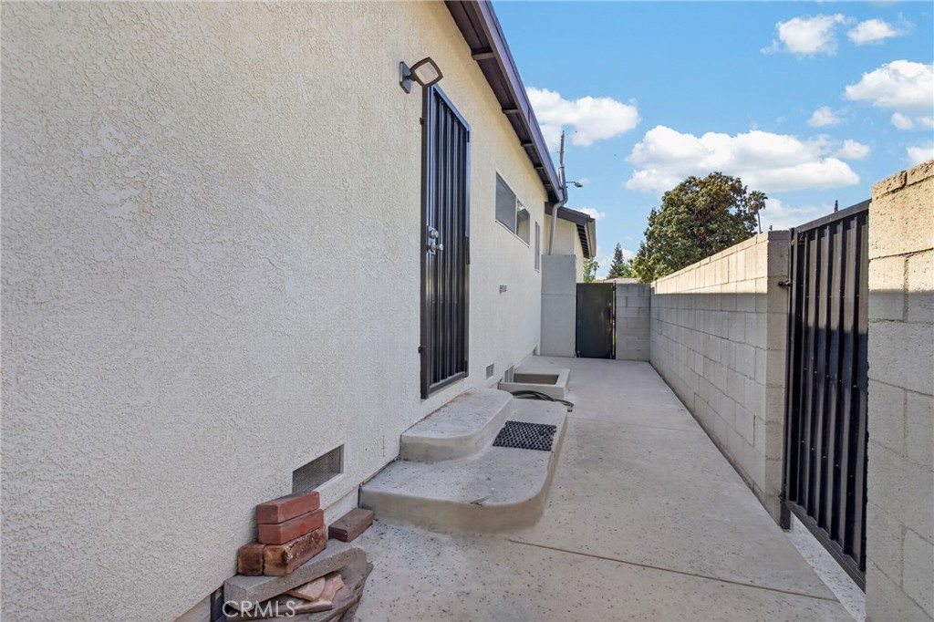 main property photo 49