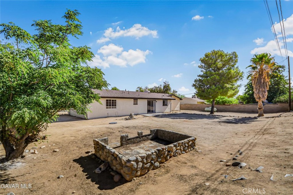 main property photo 23