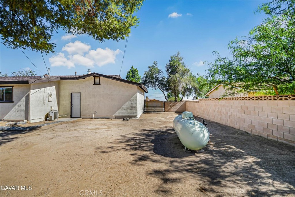 main property photo 27