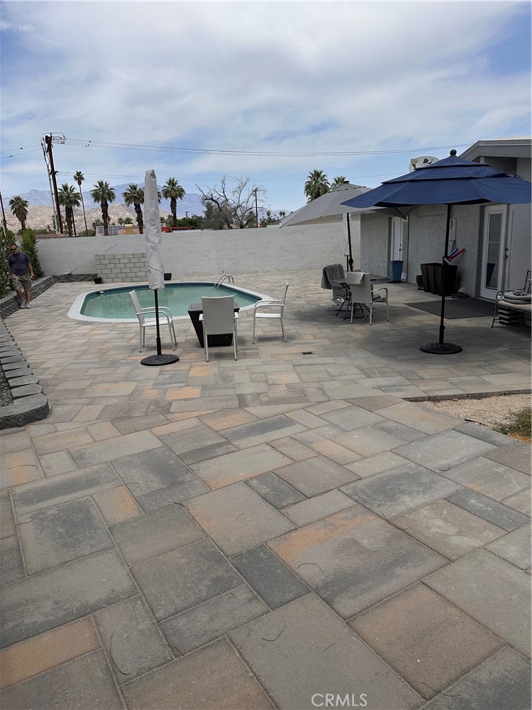 main property photo 32
