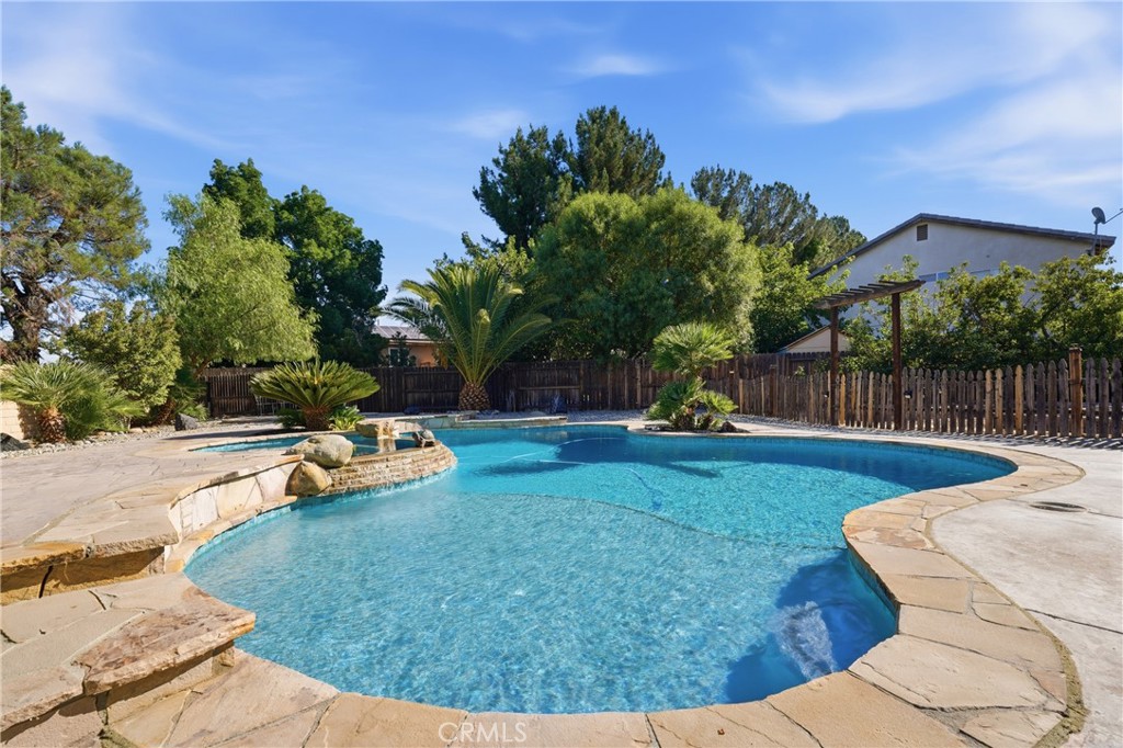 main property photo 43