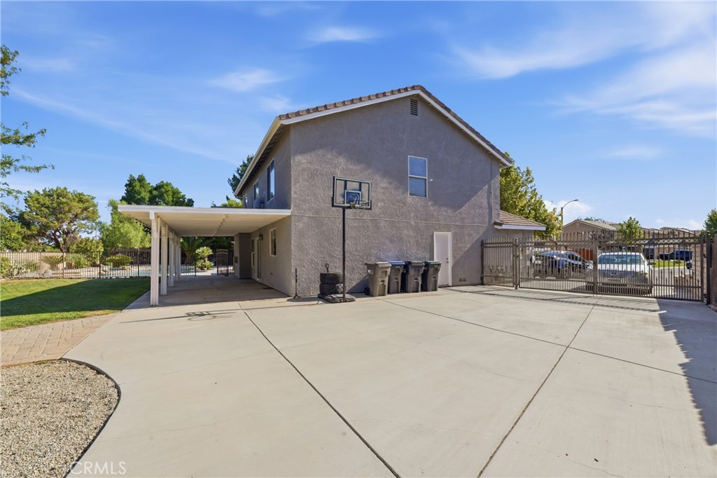 main property photo 48