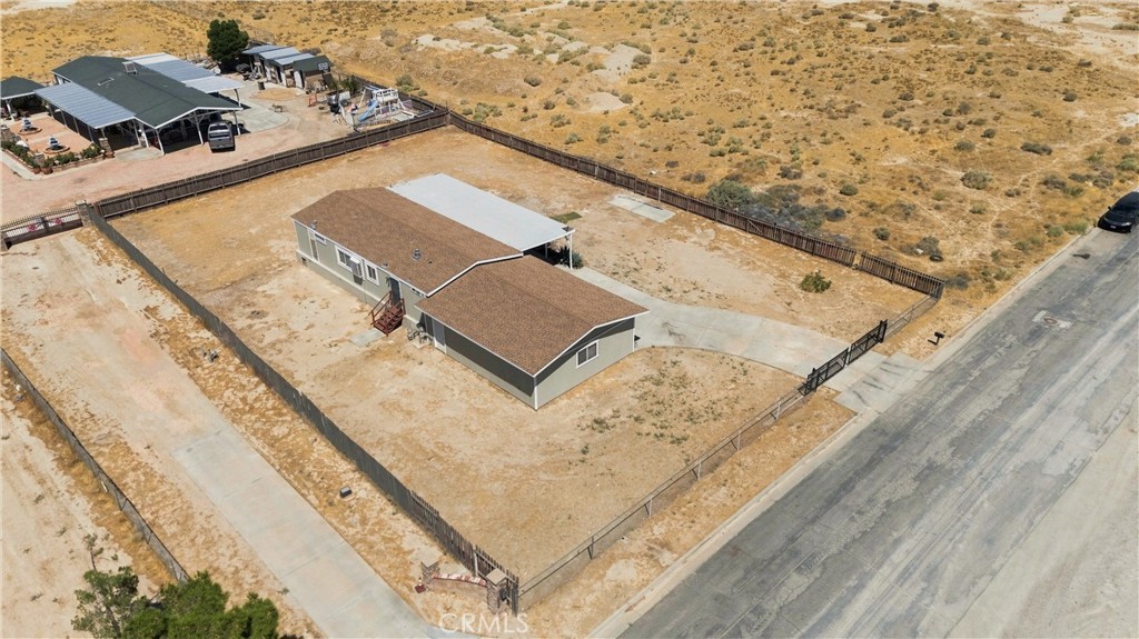main property photo 16