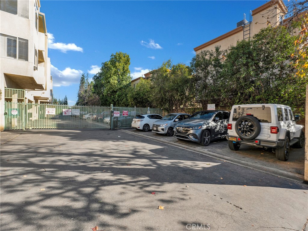 main property photo 39