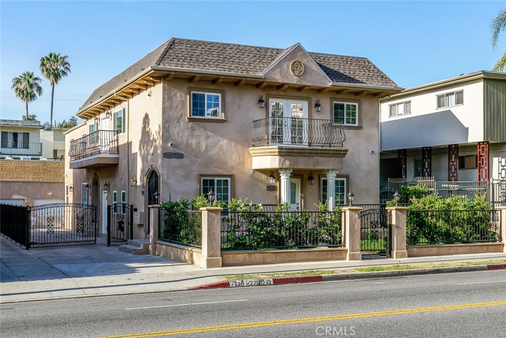 main property photo 12