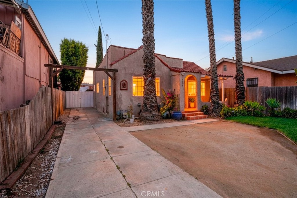 main property photo 27