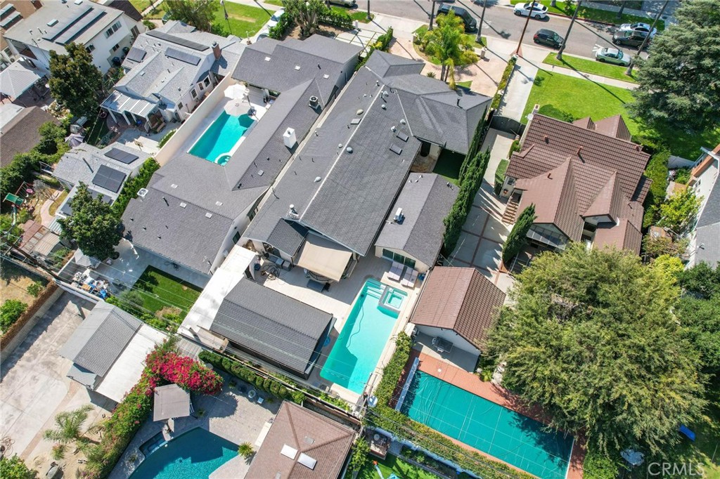 main property photo 61