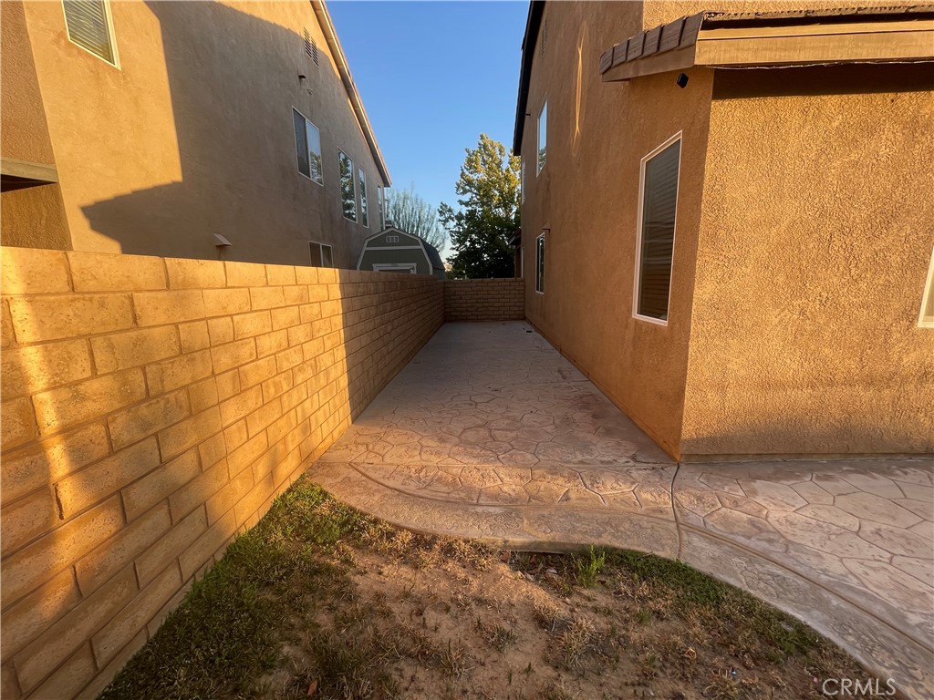 main property photo 20