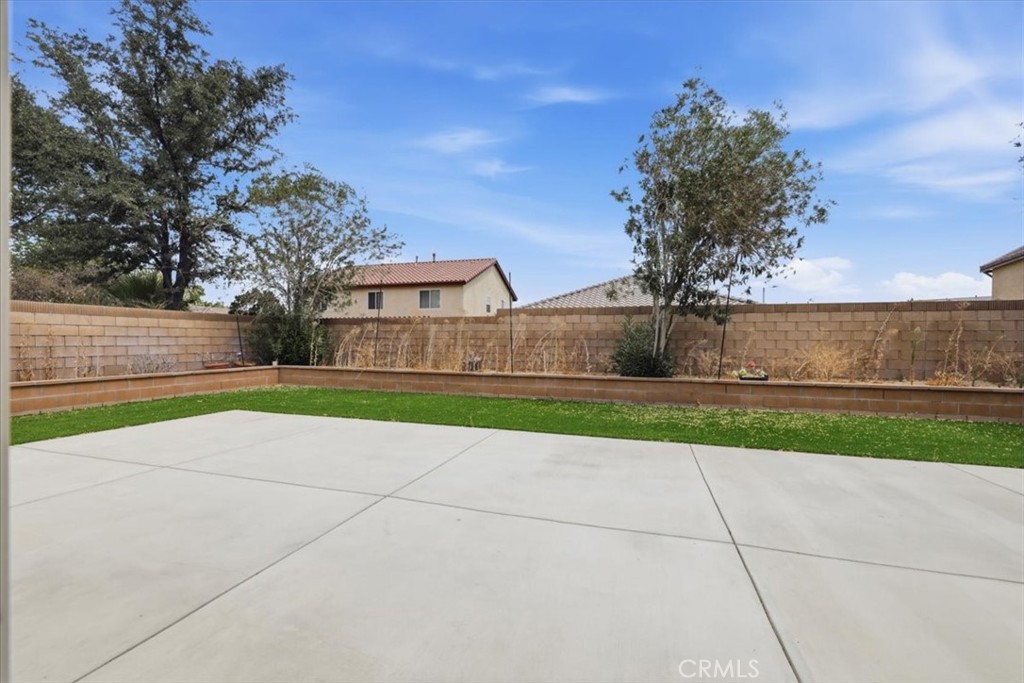 main property photo 31