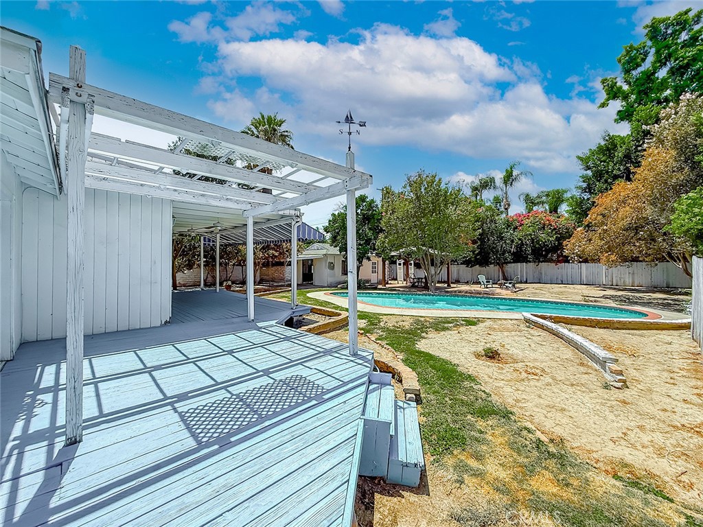 main property photo 51