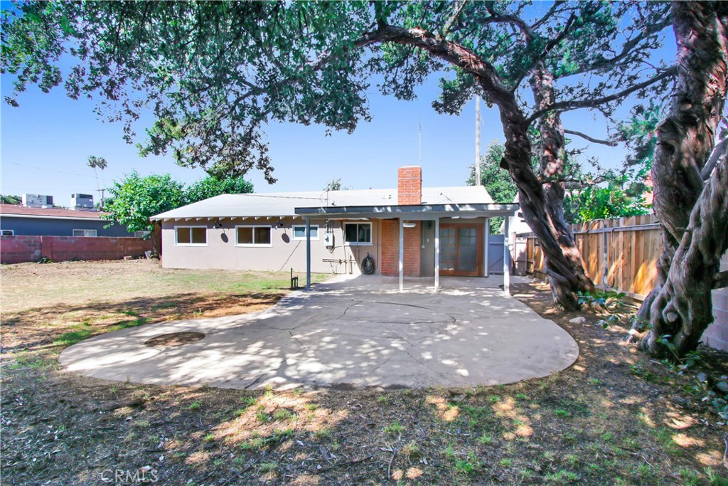 main property photo 10