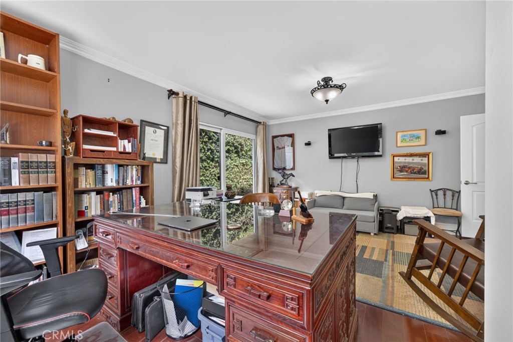 main property photo 29