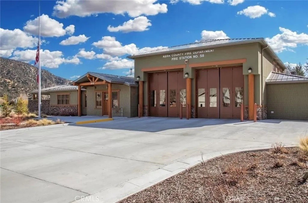 main property photo 68