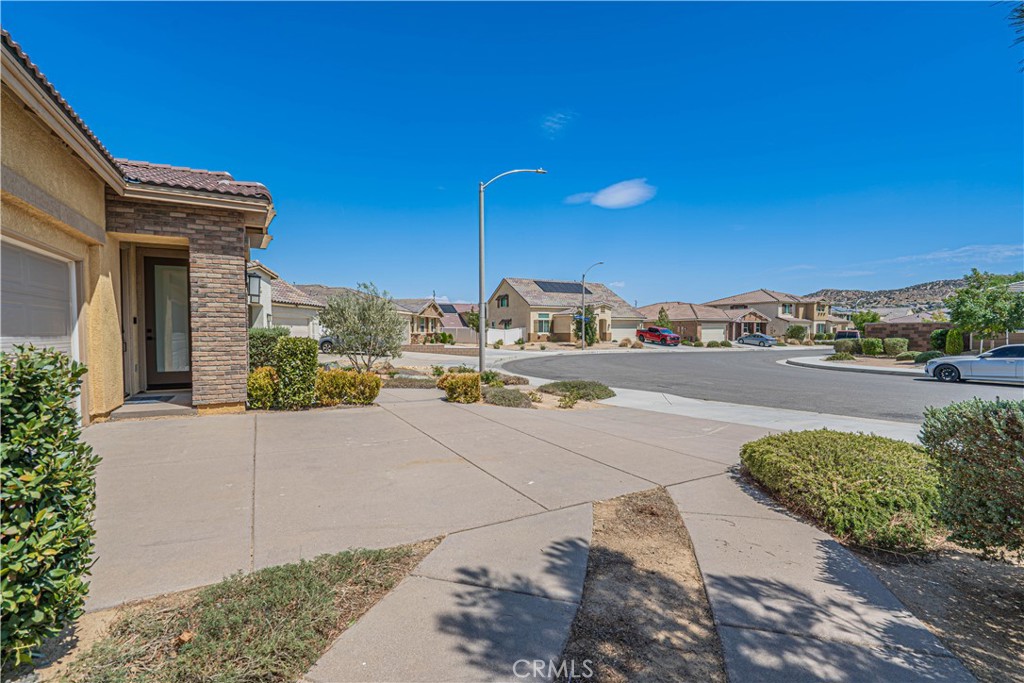 main property photo 33