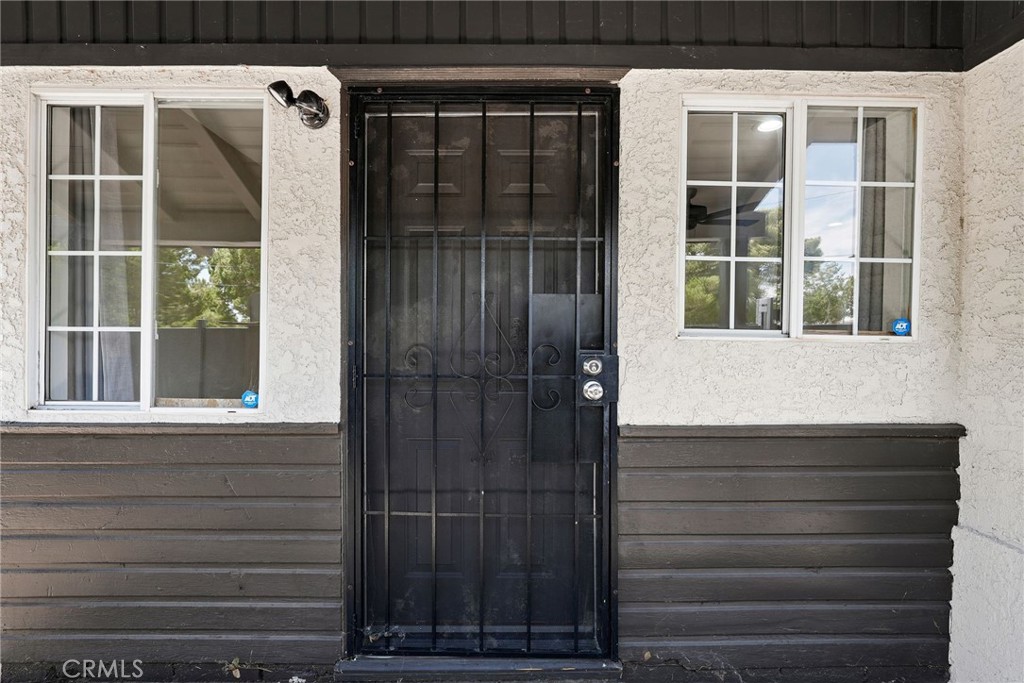 main property photo 10
