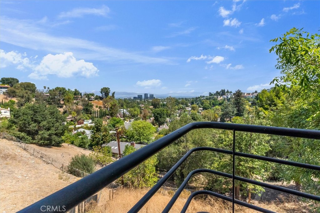 main property photo 54