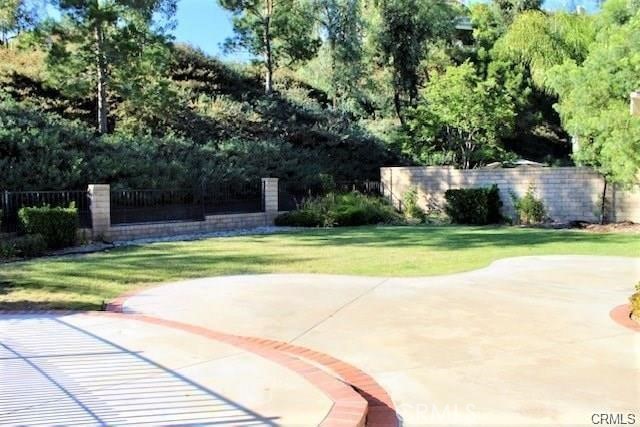 main property photo 26