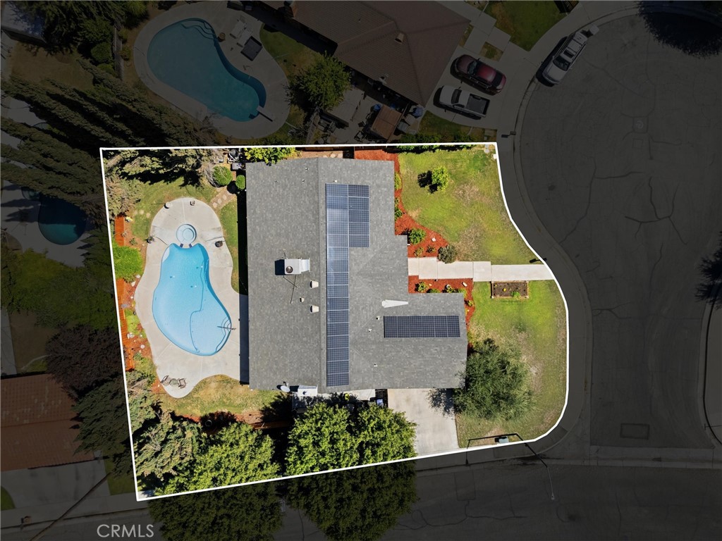 main property photo 39