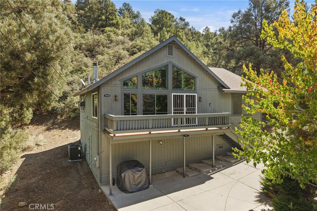 main property photo 25
