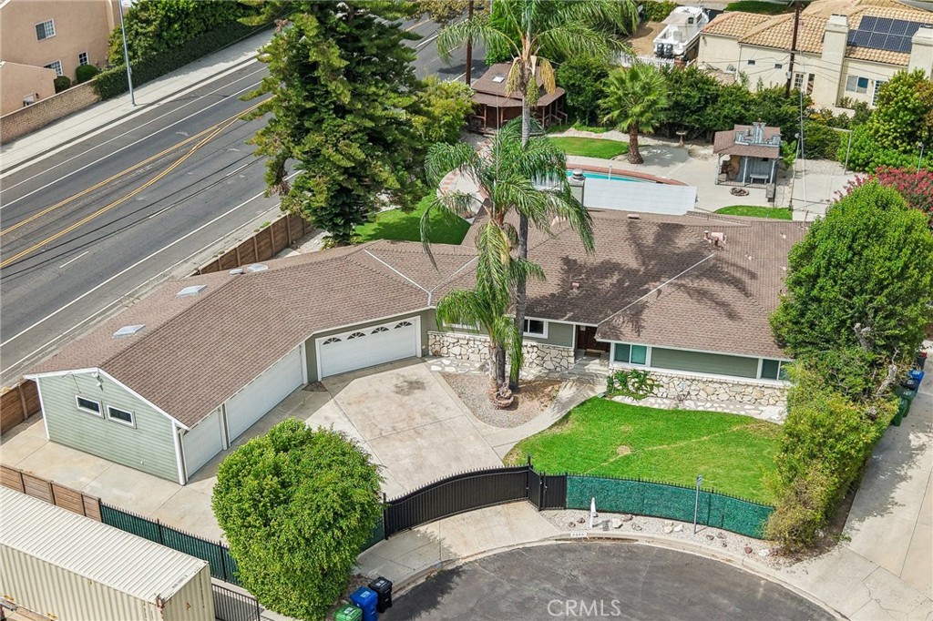 main property photo 60