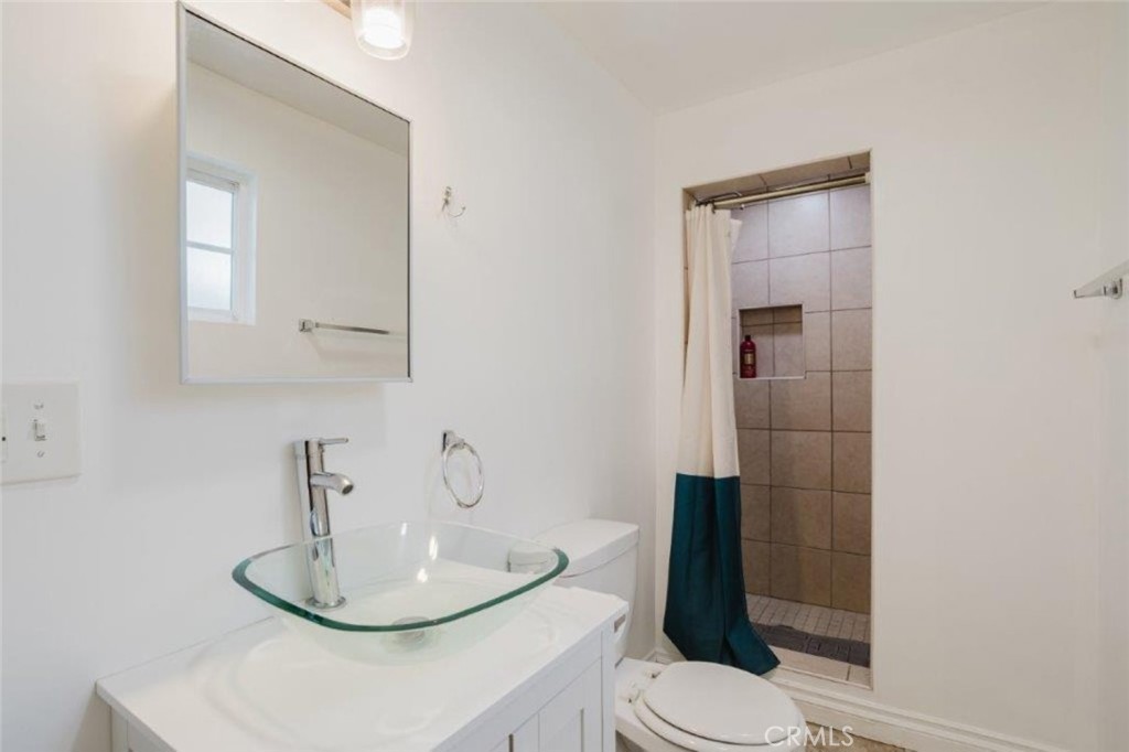 main property photo 67