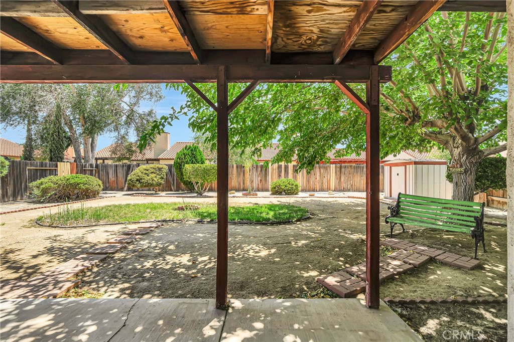 main property photo 36