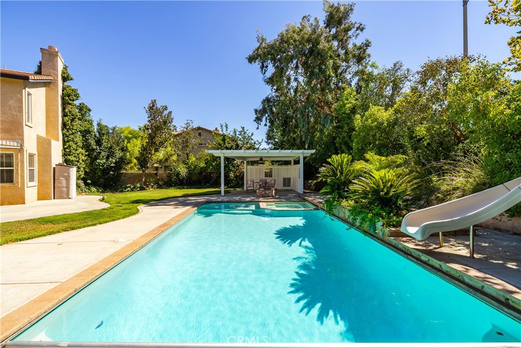 main property photo 47