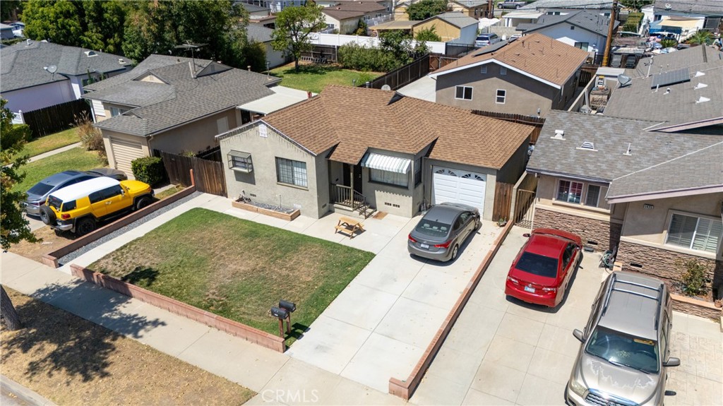 main property photo 32