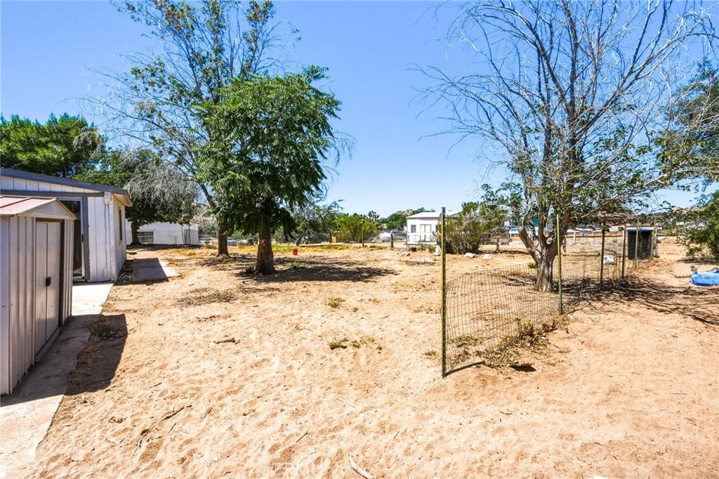 main property photo 40