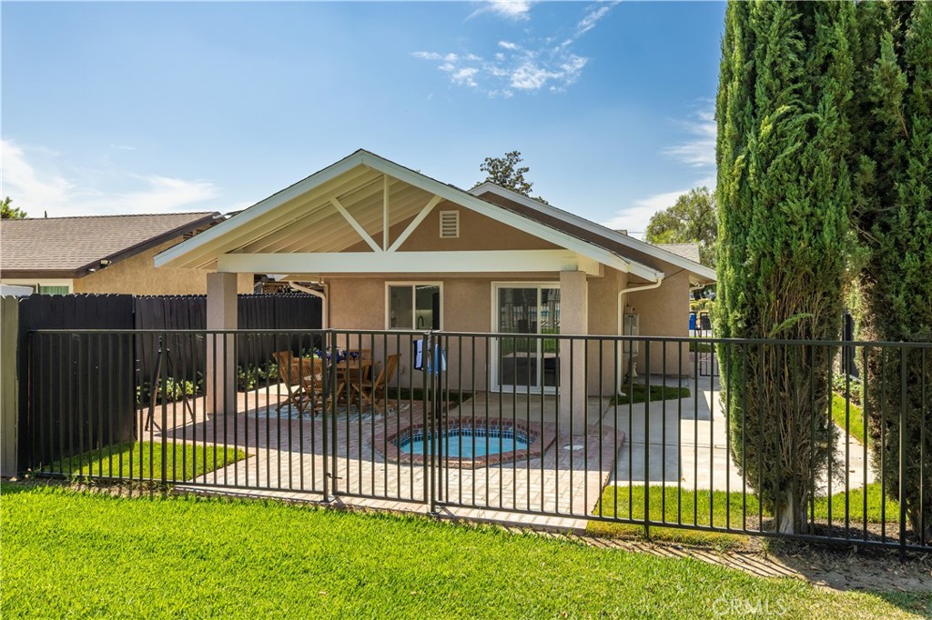 main property photo 50