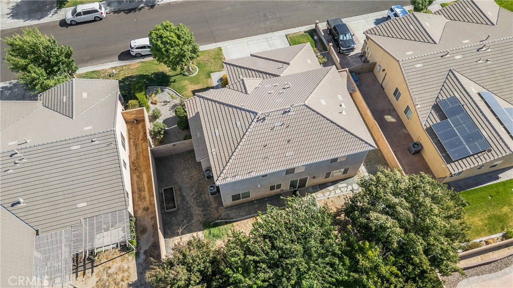 main property photo 5