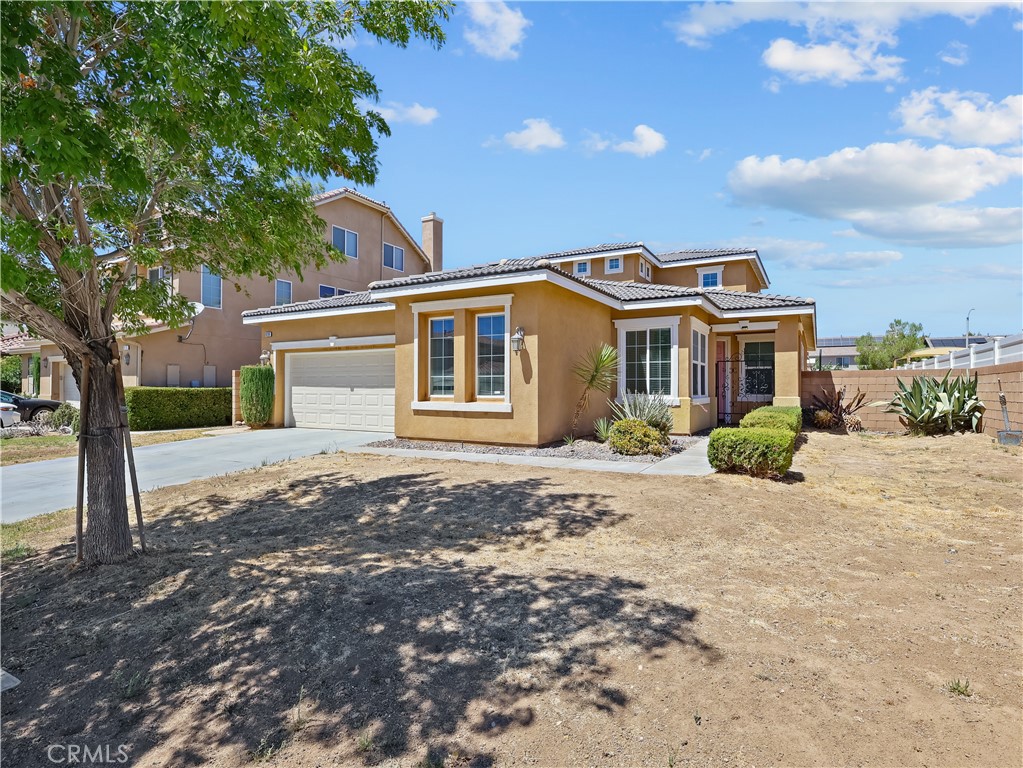 main property photo 6