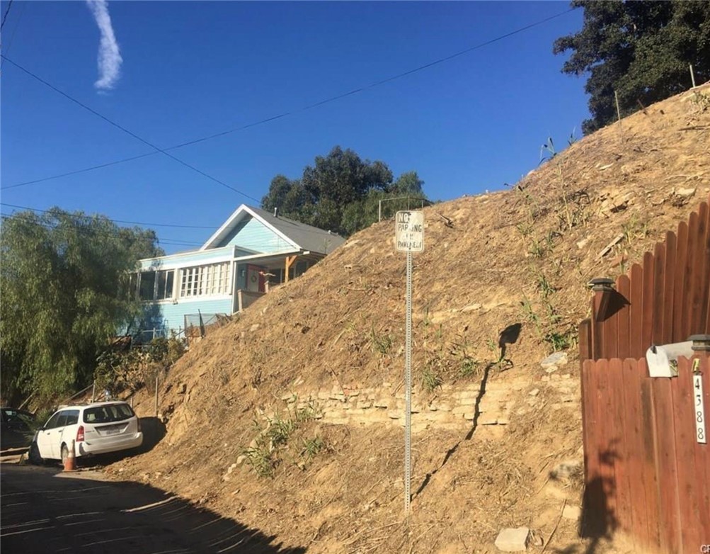 main property photo 11