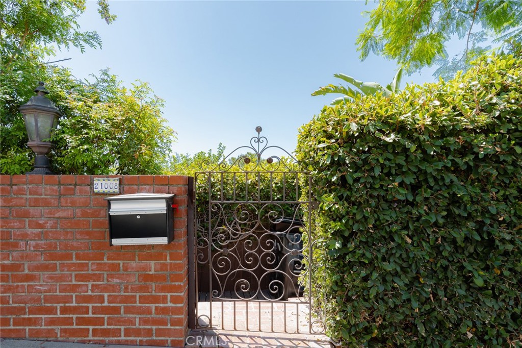 main property photo 49