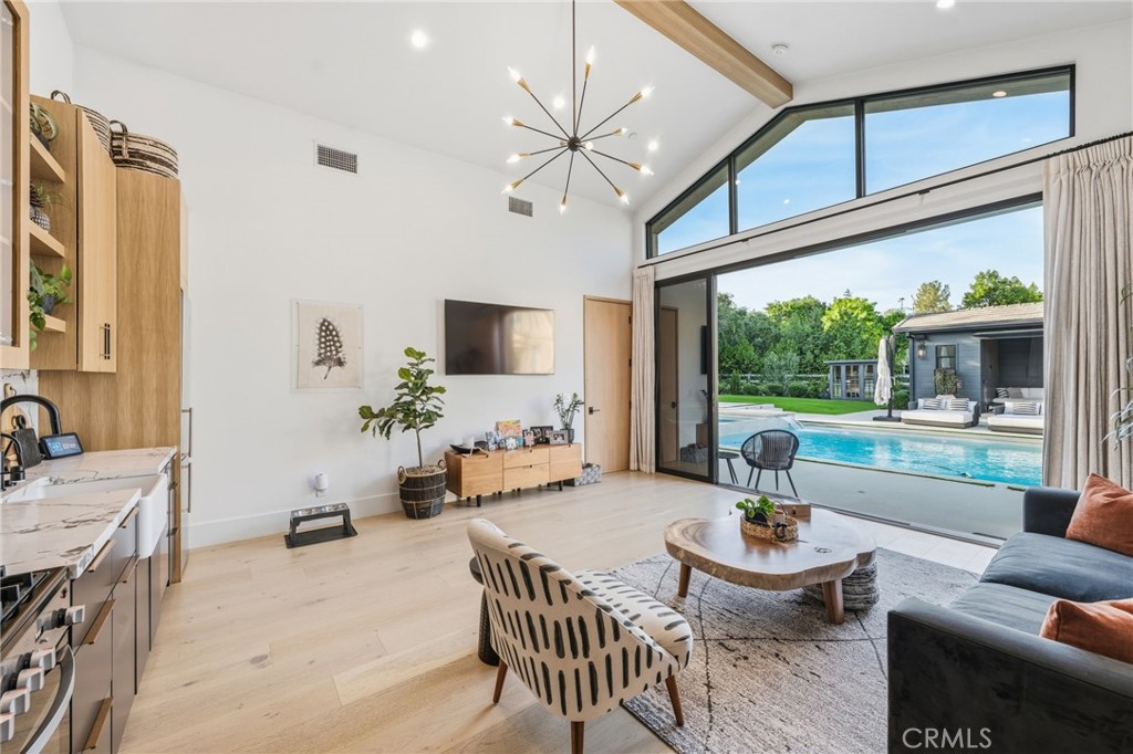 main property photo 59