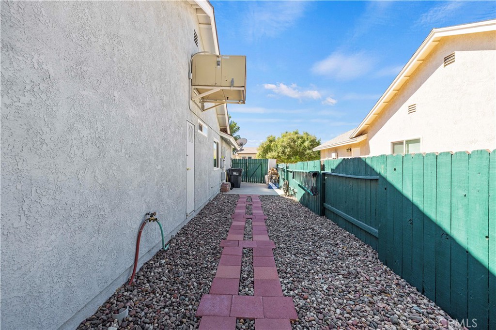 main property photo 38