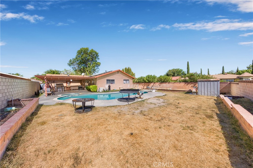 main property photo 24