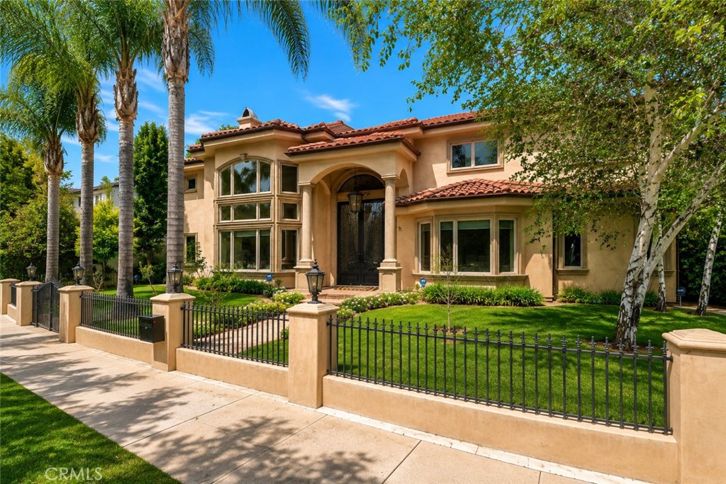 main property photo 37